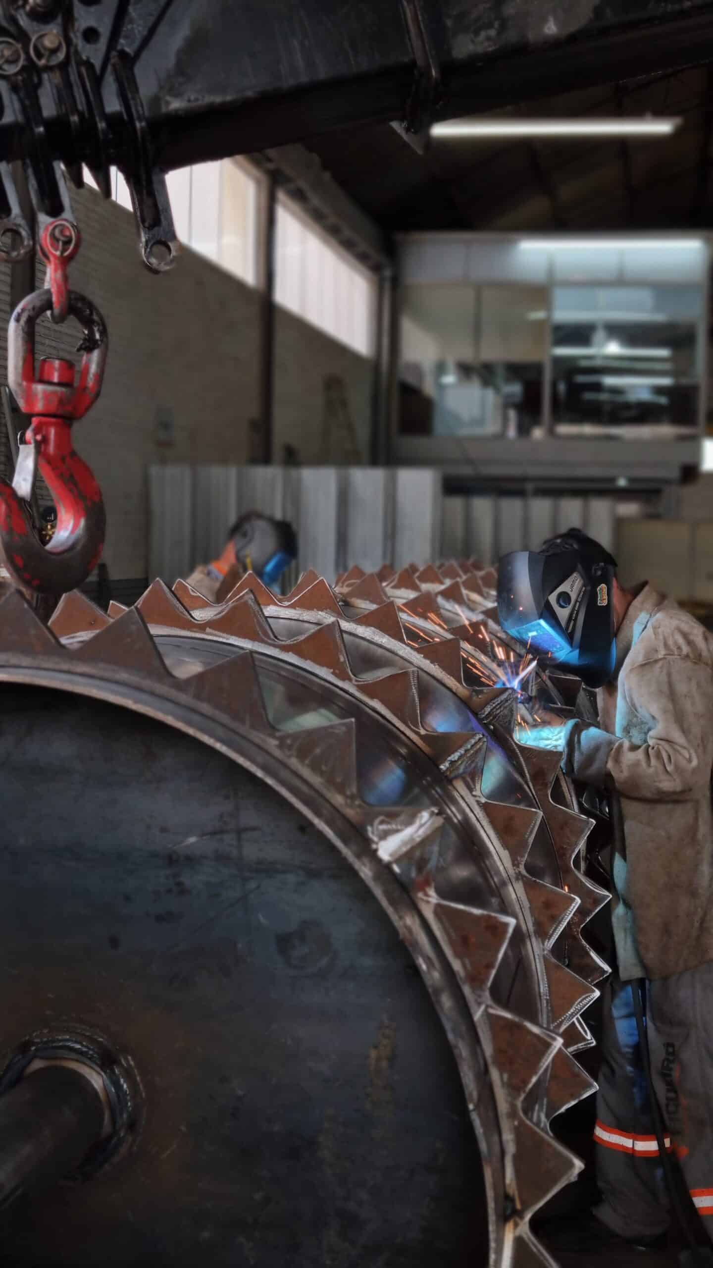 Operação da Figueiró com equipamento próprio